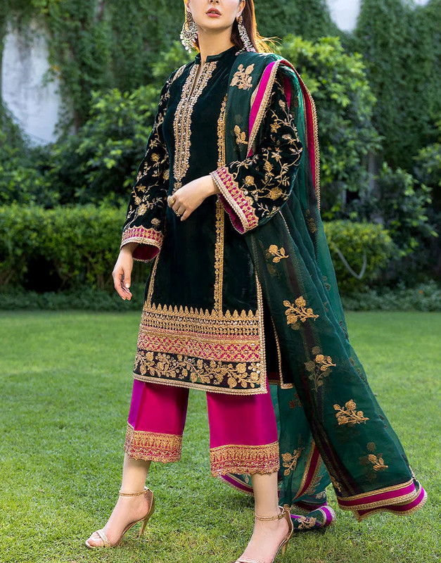 Luxury Embroidered Green Velvet Dress 2026 with Organza Dupatta and side panel work.