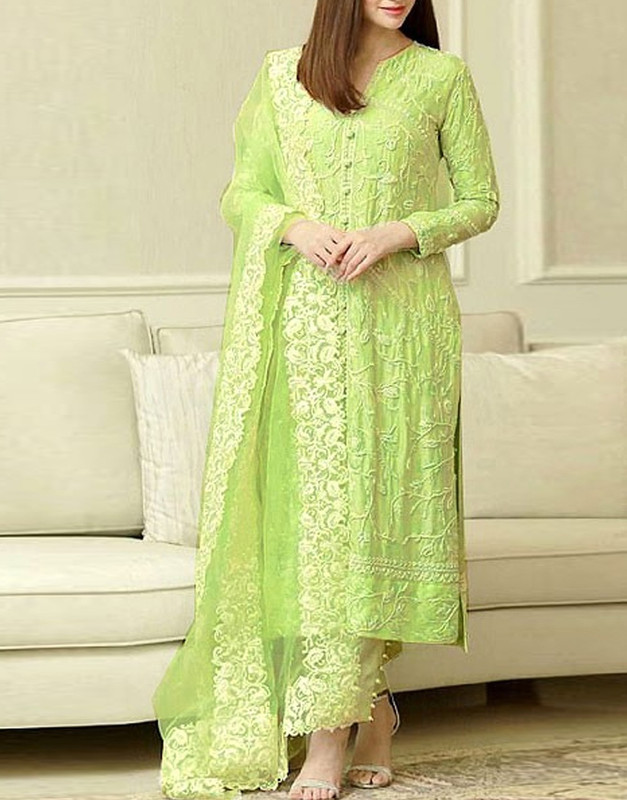 Unstitched Luxury Full Heavy Embroidered Lawn Suit 3-Pc with Embroidered Bamber Chiffon Dupatta.